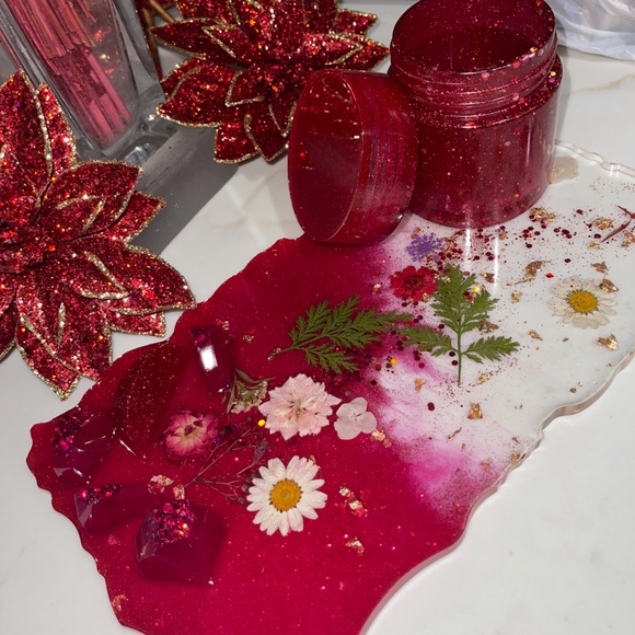 Custom Badge Holders - Picture 16 of 16